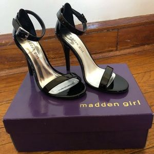 madden girl black heels